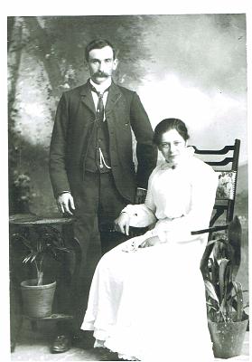 30-wedding.jpg - Albert Edward Baker RIN 3981 and Jessie Christina
McAnish Baker nee Miller RIN 3645 wedding photo 19
June 1907, 73 Church Street, Masterton