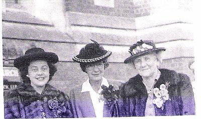 35-Betty-Pye-Kate-Constable-Tessa-Pye.jpg - L to R Betty Pye RIN 5035, Kate Constable nee Moynihan
RIN 4635 and Teresa Pye nee Thorpe RIN 4339